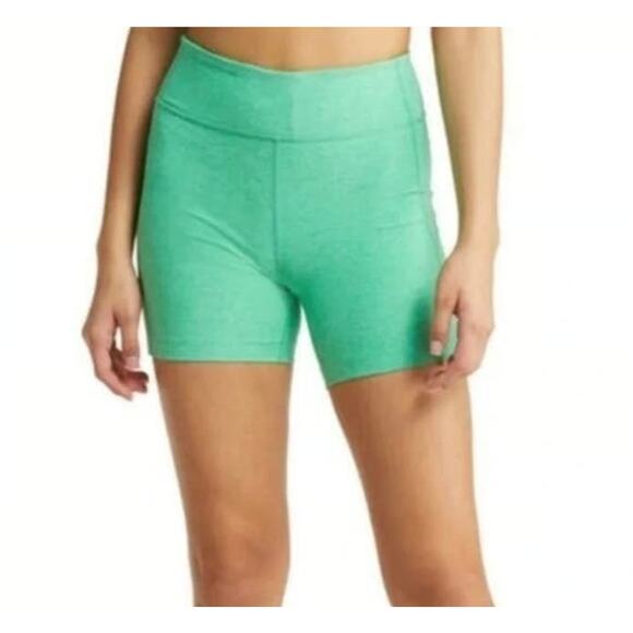 Outdoor Voices Warm up Shorts in Jadeite Size XXXL - Picture 1 of 5